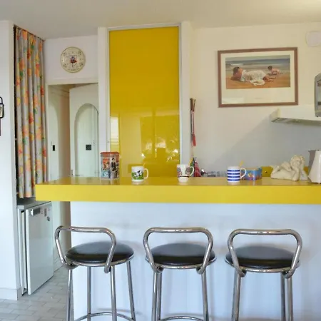 Cap D'agde Naturisme, 2 Pieces, 4 Personnes - Fr-1-249a-24 Apartment Agde